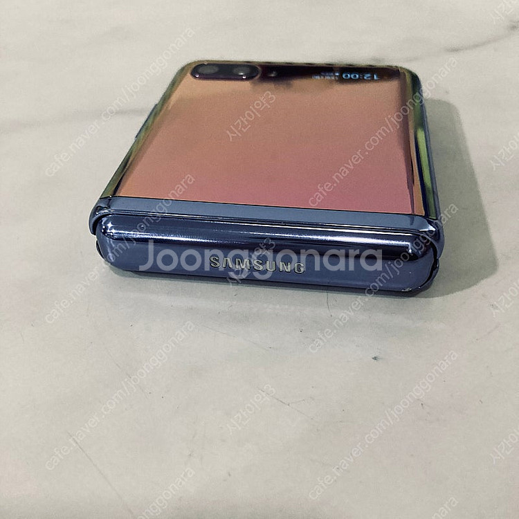 갤럭시 Z플립1 퍼플 256용량 매우깨끗한기기 8만5천...--2