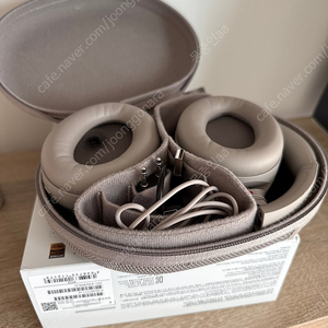 소니 WH-1000XM4 헤드폰