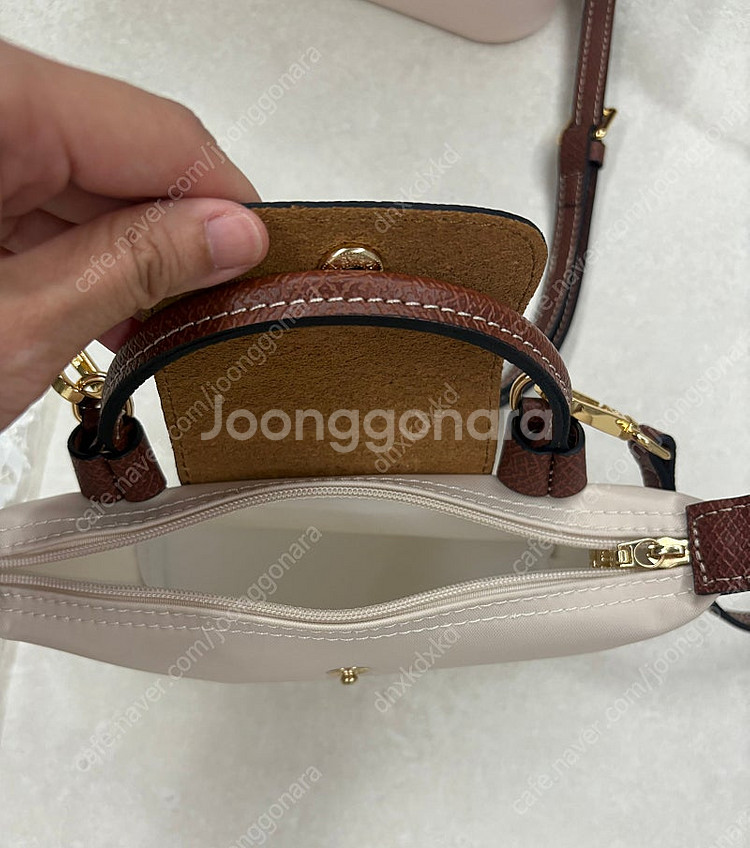 롱샴 르 플리아쥬 핸들파우치 미니백 페이퍼 아이보리(스트랩,이너백포함)--1