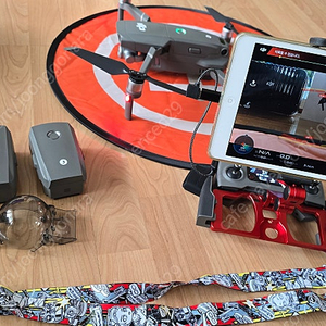DJI 매빅2 줌 콤보 및 추가구성품 풀셋 팝니다.