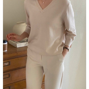 블룸인메이 몬테 브이넥 니트 - 소프트핑크