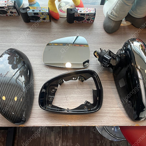 스팅어 운전석 사이드미러 부품 팝니다.