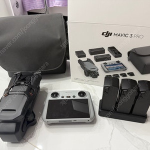 dji 매빅3프로 콤보 + 2년 케어, 충전 한 자릿수 신품급 판매합니다