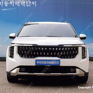 기아 더뉴 카니발 중고 가격 중고 카니발 흰색 2024년식 37,038km HEV 9인승 시그니처 중고차가격시세