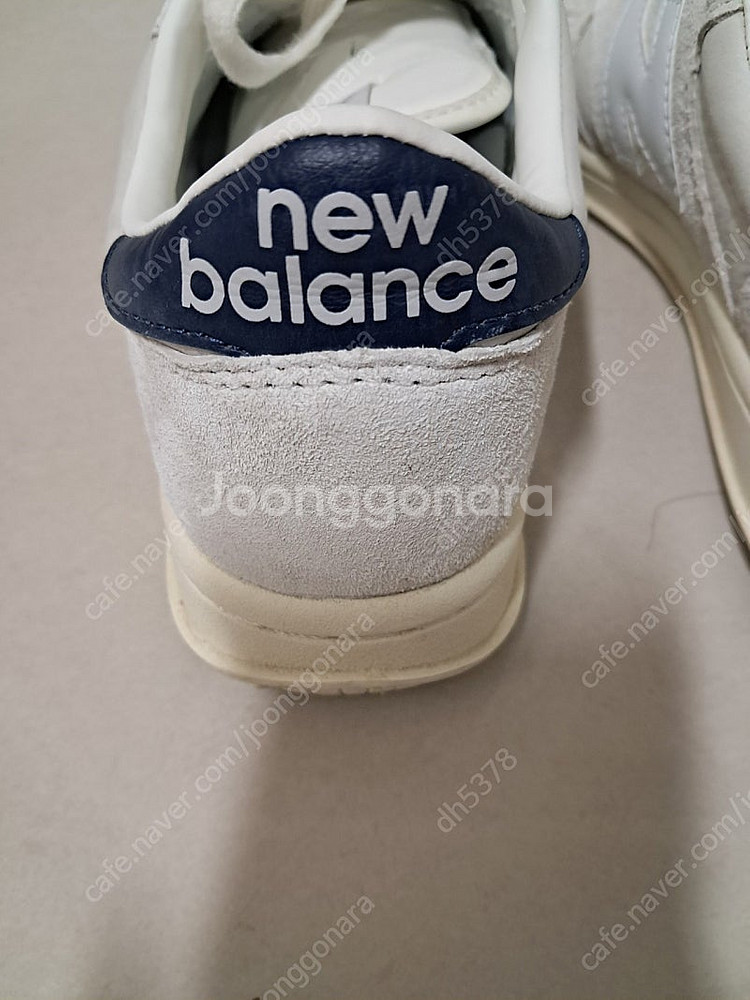 뉴발란스 CT500NAV 네이비 사이즈 260 택포 8...--9