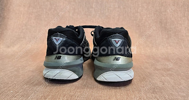 뉴발란스 990 v5 260사이즈--2