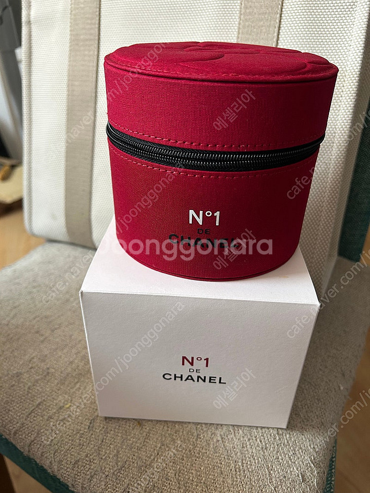 샤넬 코스메틱 파우치 레드--0
