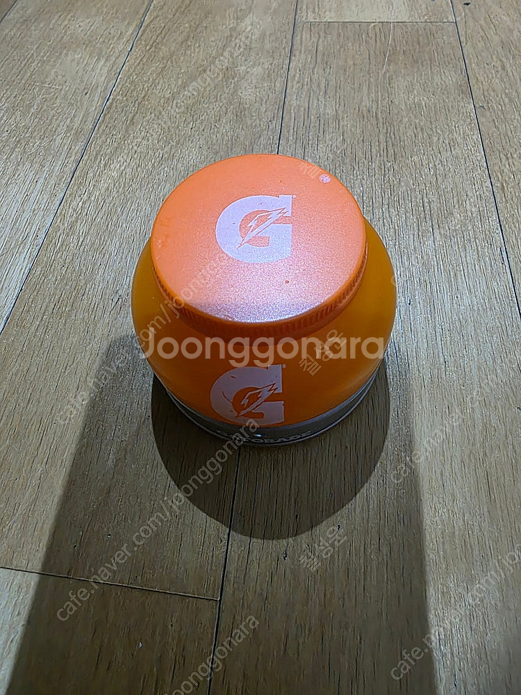 갤럭시 버즈2 프로(화이트) 팝니다.--1
