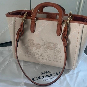 코치 리즈 캔버스백