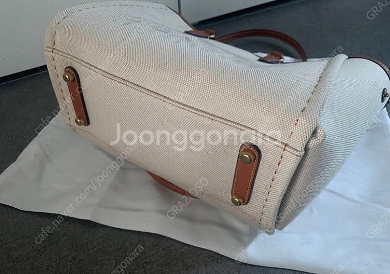 코치 리즈 캔버스백--4