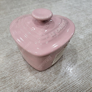 르쿠르제 미니 하트 냄비 사용전 새상품 판매합니다.
