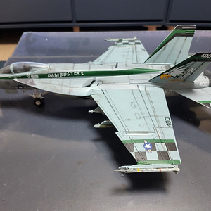1/48 아카데미 F/A-18E 치피호