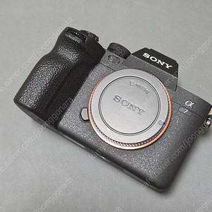 소니a7M4+Tough-M 128GB 2개+배터리 2개+울란지쿨러