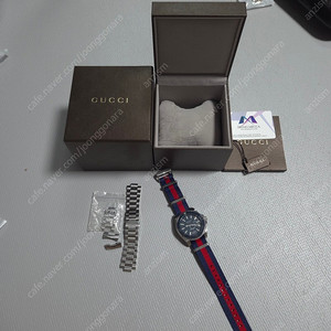 구찌 다이브 시계 45mm 청판