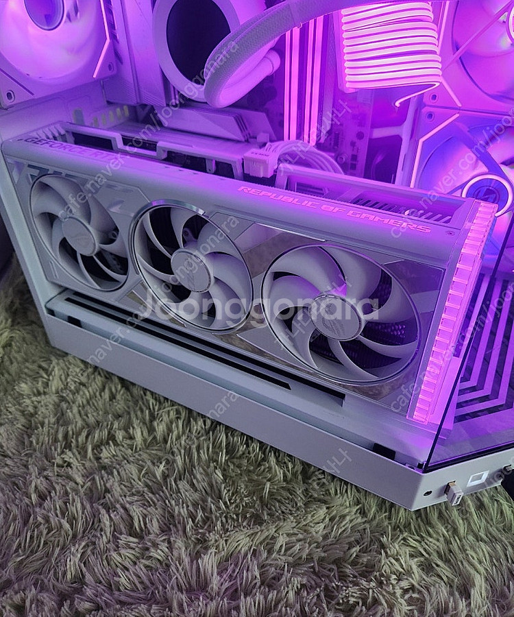 4080 asus 화이트스트릭스 화스팔아요~~--0