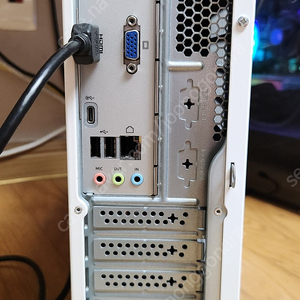 삼성 데스크탑 컴퓨터 본체 i5-7세대/8GB/256GB 택포15만원에 팝니다