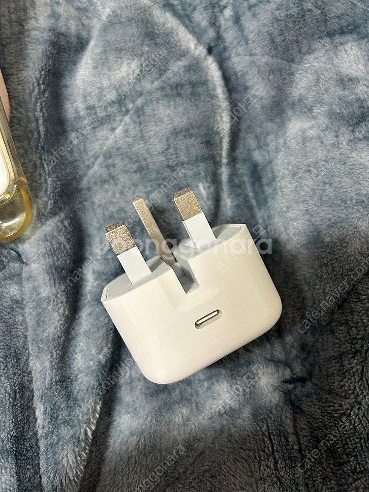 애플 20w c 타입 A2344--3