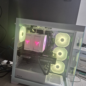 RTX5080+라이젠7 7700X 본체 판매
