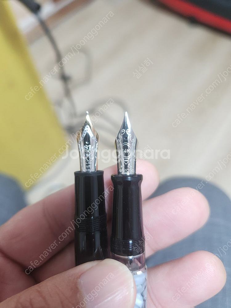 몽블랑 146 f촉 1년 지난것 팝니다--0