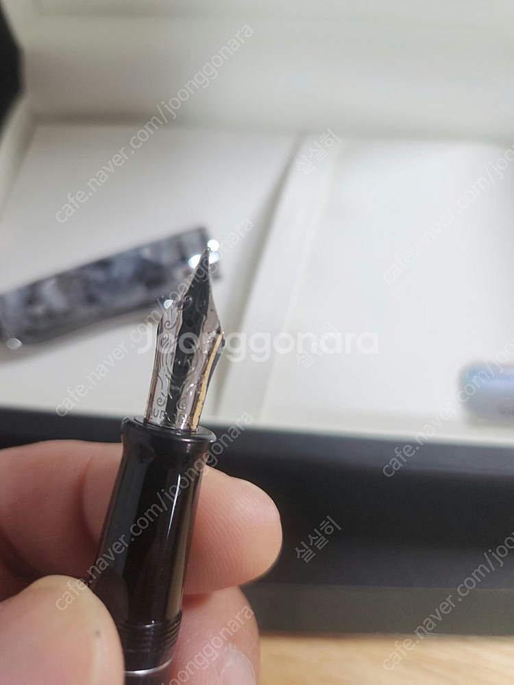 몽블랑 146 f촉 1년 지난것 팝니다--2