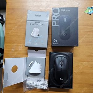 지슈라2 +충전독 팝니다.