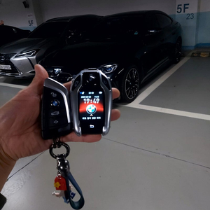 BMW 1/3/5시리즈, X3, X5, X7, i4, M5 차량키 G바디 기반 디지털 스마트키로 업그레이드