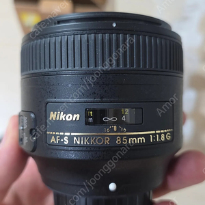 니콘 85.8g 85mm f1.8