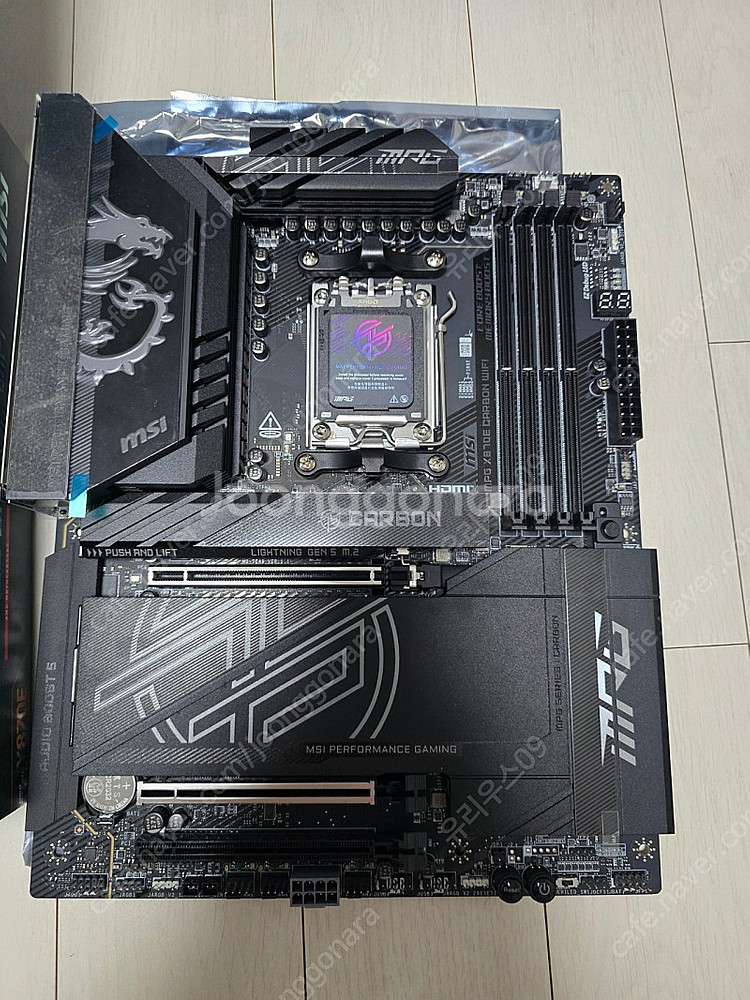 MSI X870E CARBON 판매--0