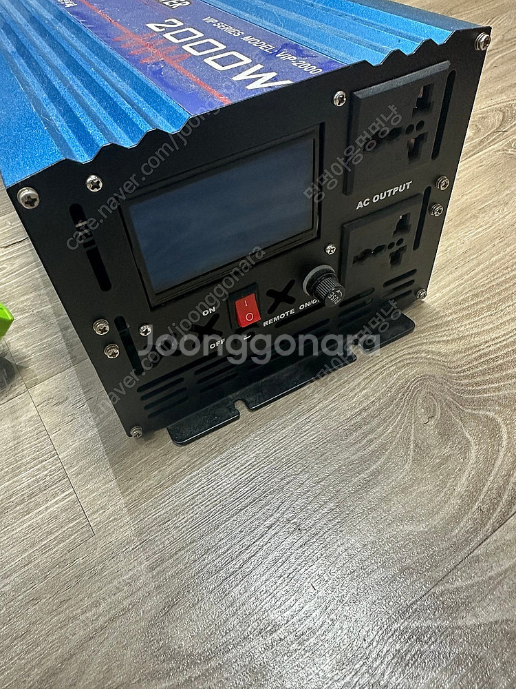 벨류텍 12V 2000W 인버터 팝니다.--1
