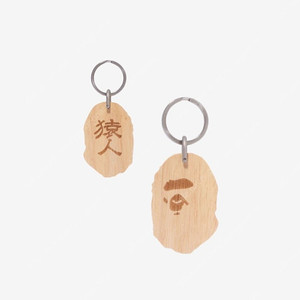 베이프 Bape 에이프 헤드 우드 키링 (새상품)