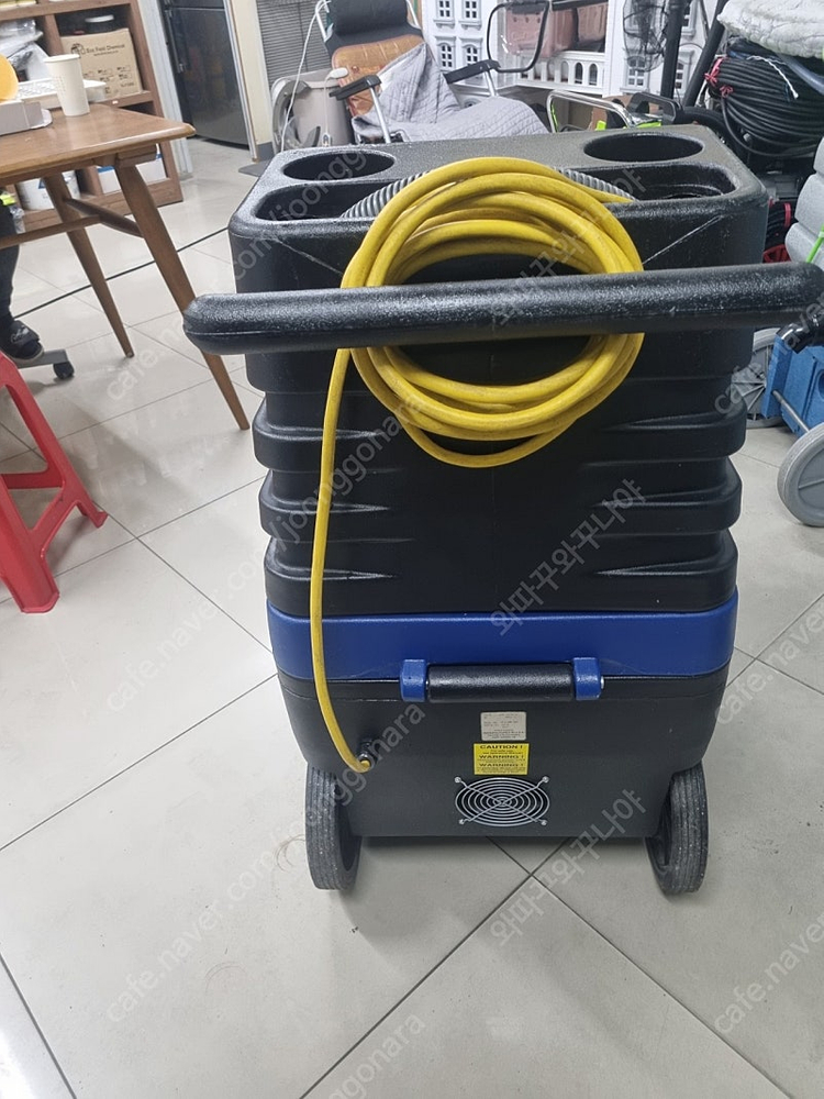 카페트청소기 , 카펫청소기 , 카펫트청소기 , 파워플라이트 , EDIC와 성능 비슷합니다.--2