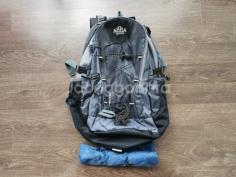 등산배낭팝니다 택배비 포함 15.000원25L--0