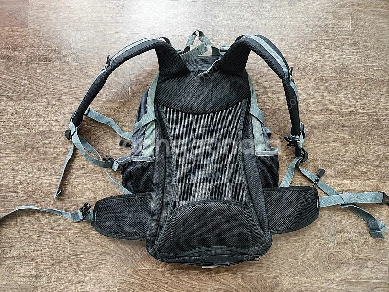 등산배낭팝니다 택배비 포함 15.000원25L--2