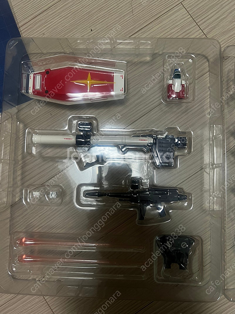 메탈 컴포짓 건담 팝니다.--5