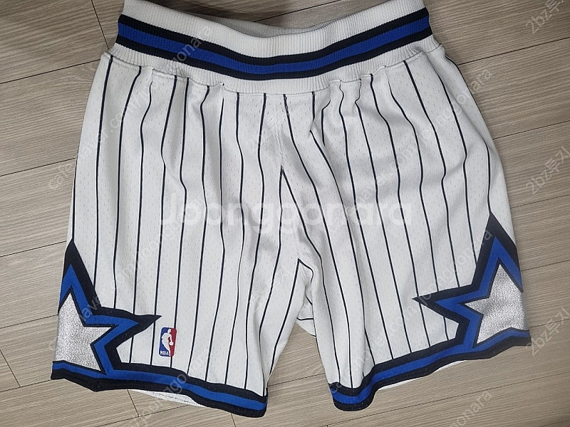 미첼앤네스 NBA 매직 반바지--1