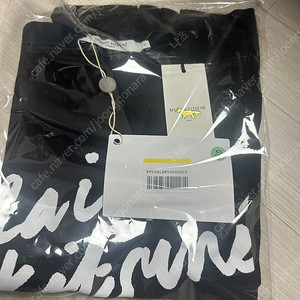 메종키츠네 빅로고티S 65000원(새상품)