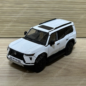 GCD 1:64 렉서스 GX550 다이캐스트 자동차 모형 판매합니다.