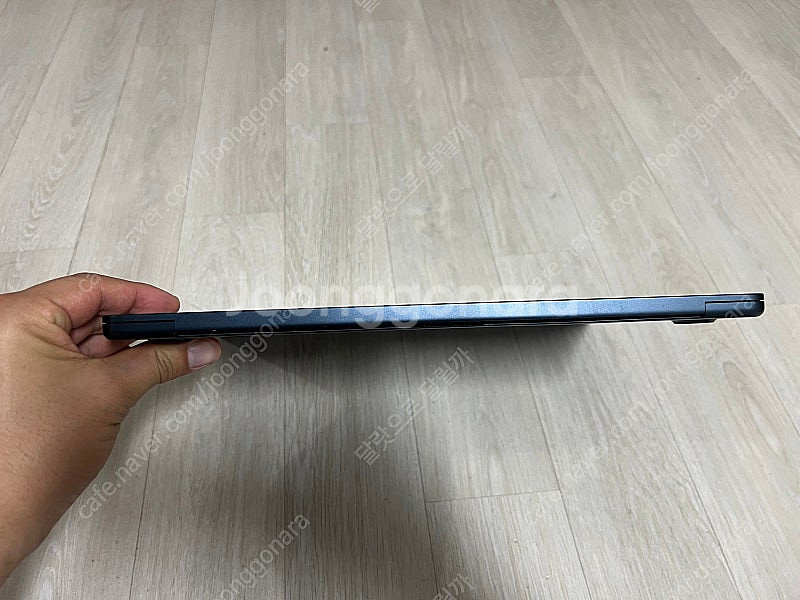 맥북에어 13인치 M2 배터리 100%--6