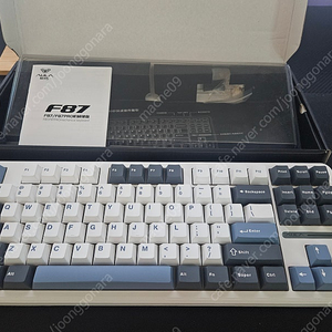 독거미 f87 pro 신월축 8000mAh 키보드