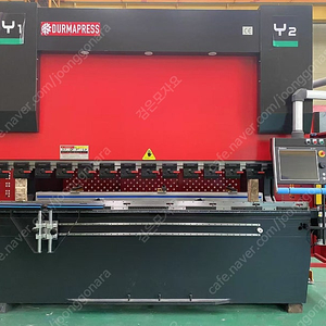CNC 절곡기 200T/3200 백게이지 6+1축 판매 합니다.