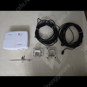 옵토마(optoma) ht29 프로젝터 팝니다 고화질 FHD 3500안시