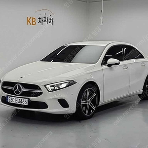 벤츠 A클래스 중고 A클래스 벤츠 중고 흰색 2020년식 57,764km A250 4MATIC 세단 중고차카페