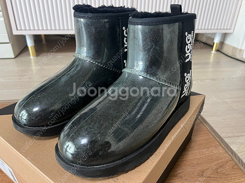 UGG 클리어 부츠 블랙 39사이즈(245-250mm)--0