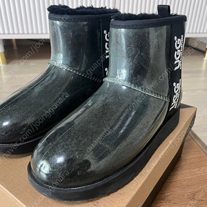 UGG 클리어 부츠 블랙 39사이즈(245-250mm)