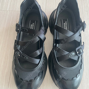 슈콤마보니 아이싱 스니커즈240