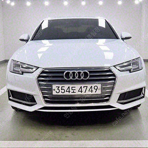 아우디 A4 중고 아우디 A4 중고차 아우디 중고 흰색 2019년식 42,100km 40 TFSI 수원중고차
