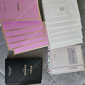 미니향수 (샤넬 no5로,미스디올,블루드샤넬,샤넬샹스 오땅드르)