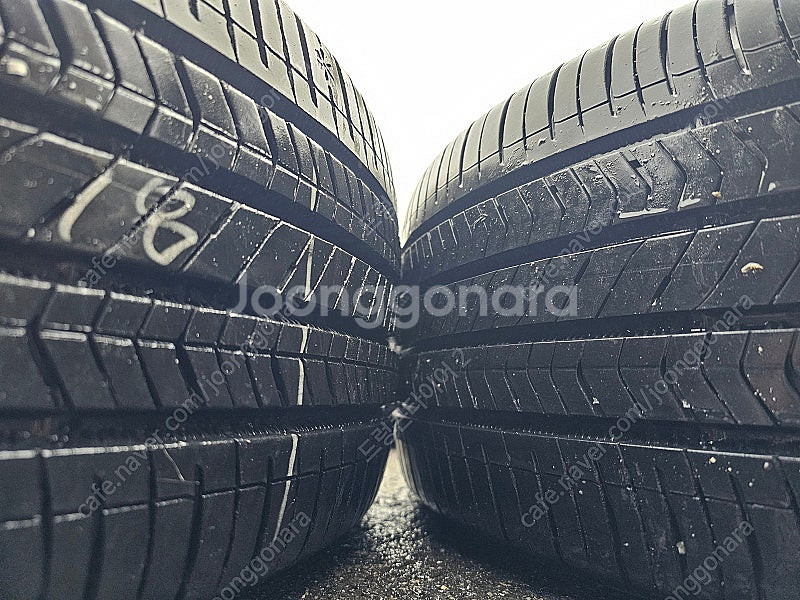 벤츠 E클래스 W213 18인치 순정 휠타이어 팝니다....--4