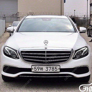 [벤츠]E-클래스 W213 E300 4MATIC 익스클루시브 (5인승) ★중고차★중고차매입★전액할부★저신용자★신불자★소액할부★현금★카드 전부 가능합니다!