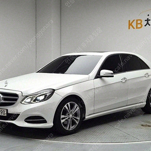 벤츠 E클래스 중고 벤츠 중고 흰색 2016년식 E220 CDI 아방가르드 중고차 추천